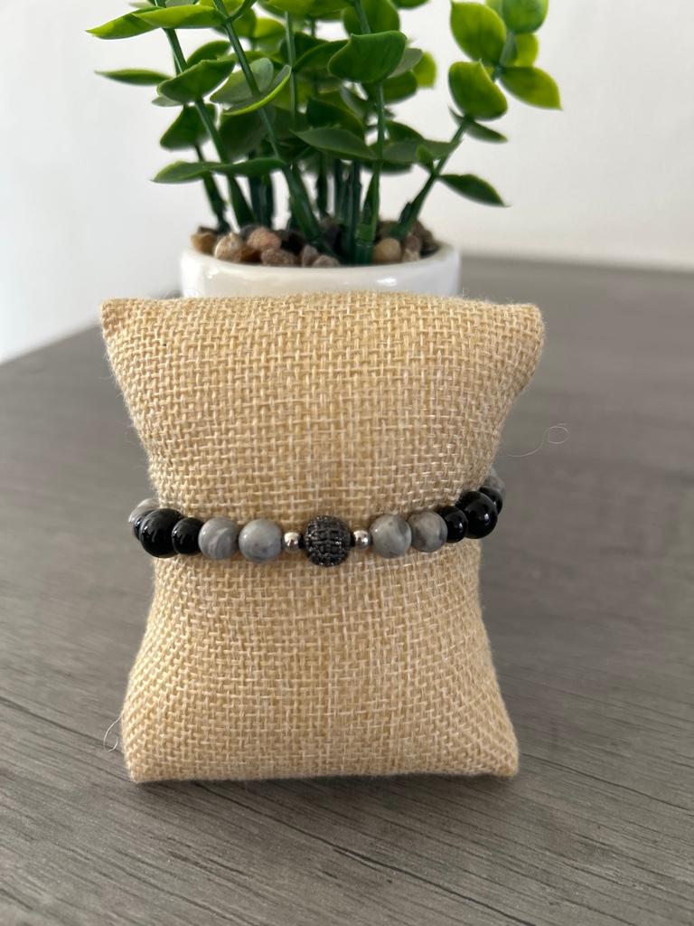 01~ Pulsera ajustable color gris y negro