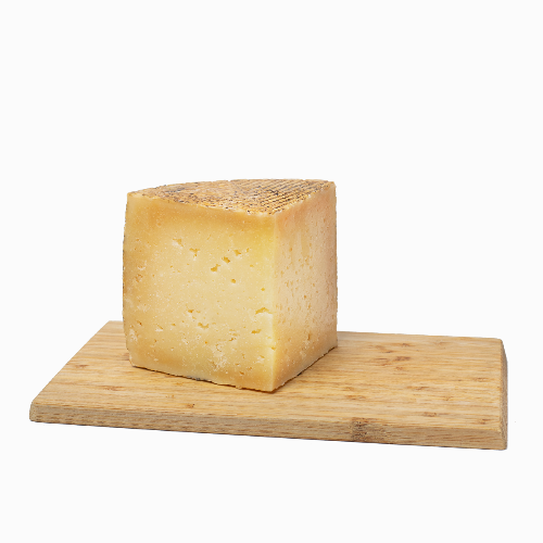 1/2 Queso Duro viejo.