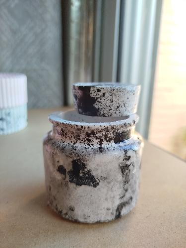 Frasco de yeso marmolado