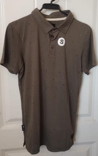 CHOMBA VERDE MILITAR TALLE XL Y S