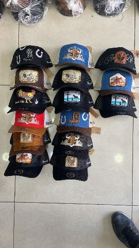 Gorras ranch life