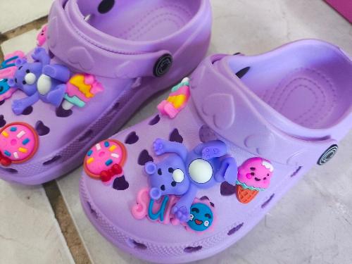 Crocs osos