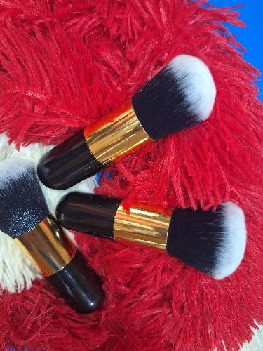 Brocha Black Gold de polvo y base