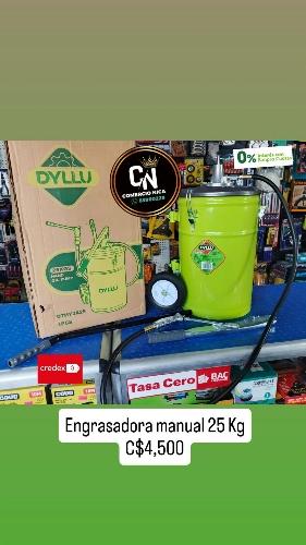 Aceitera manual 25 K