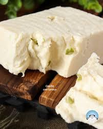 1/2 Queso capita con loroco