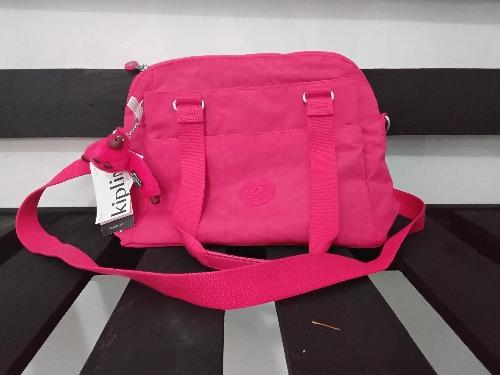 Bolsa Kipling mediana coral