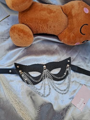 Antifaz ojo gato con cadena anti10