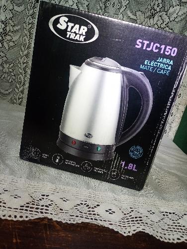 Pava eléctrica con corte mate/cafe