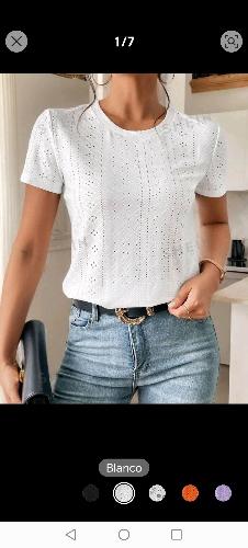 Blusa blanca ojalillo, talla M