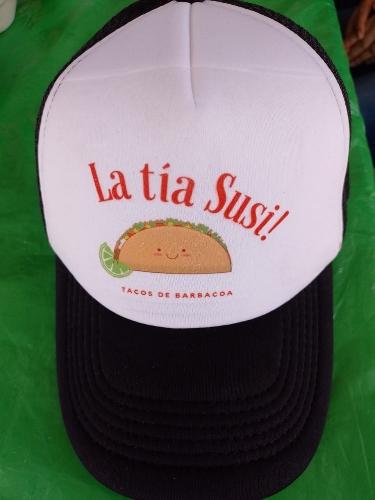 Gorra tipo Trucker adulto.