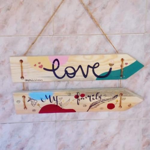 Cj Placa decorativa. 50x10 medida cada placa 