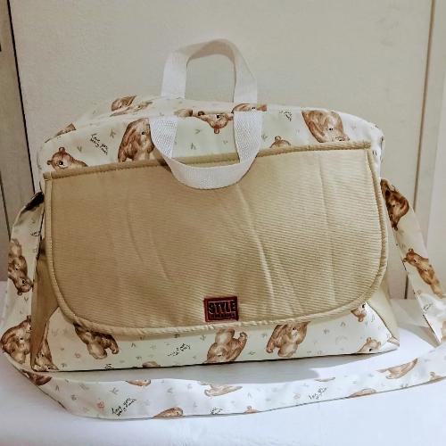 Bolso maternal con bolsillos portamamaderas