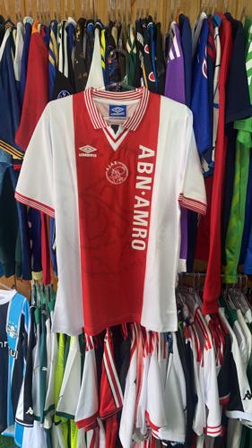 Ajax 1 94 M