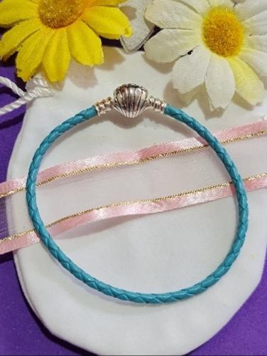 1C 16CM Pulsera cuero celeste concha 16CM
