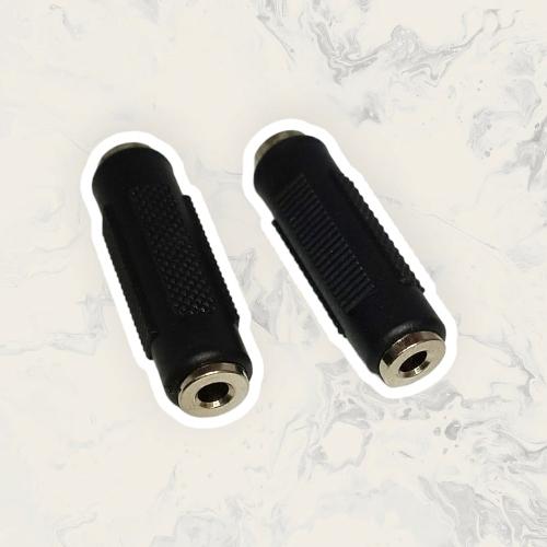 ADAPTADOR DE 3,5 A 3,5 HEMBRA