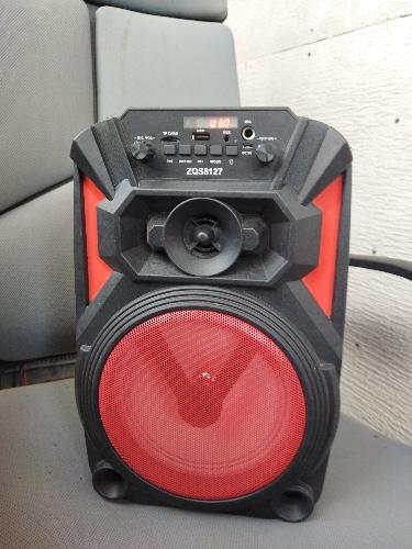 Parlante Bluetooth 15"