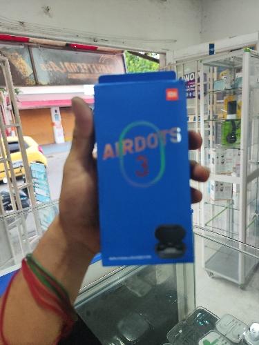 AIRPODS 3 REDMI 