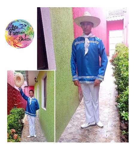 Cotona azul con blanco