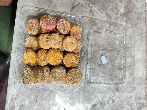 CAJA CON 40 POLVORONES