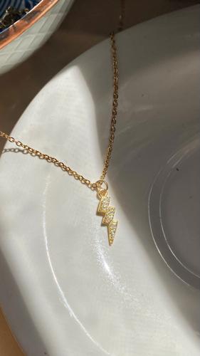 collar de rayito  