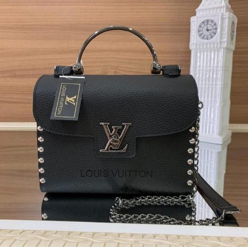 Louis Vuitton baú preto