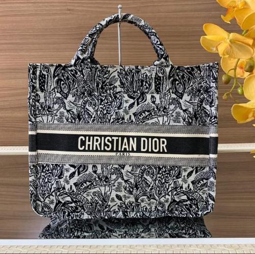 Christian Dior