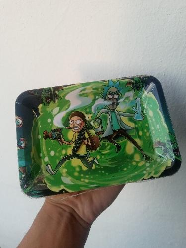 BANDEJA CHICA RICK Y MORTY 18x12CM
