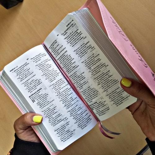 Biblia "Estilo Monedero"