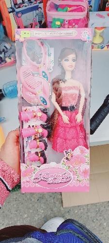 Barbie con accesorios 