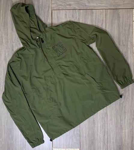 Cortaviento outline V (talla L)