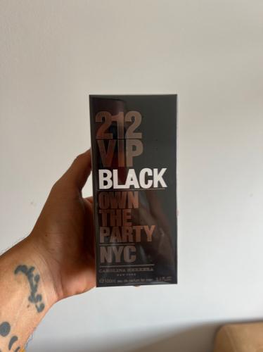 AAA 212 VIP Black CH 