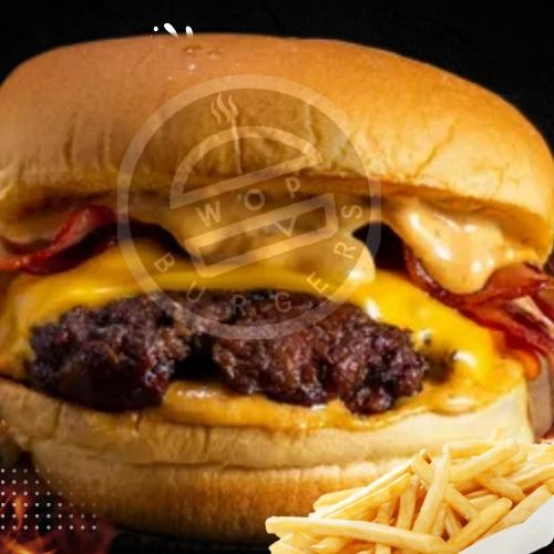 B) Wop Bacon Hamburguesa