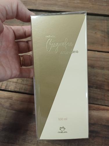 Biografía Assinatura Femenino