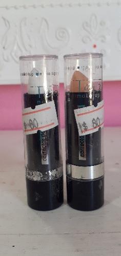 Corrector de ojera