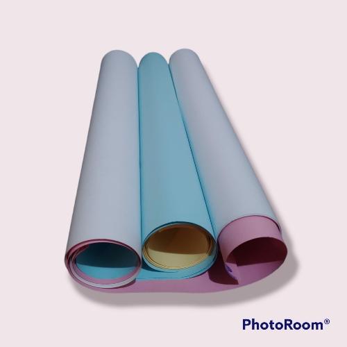 Cartulina (azul, amarilla, blanca, rosada)