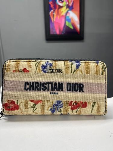 Christian Dior