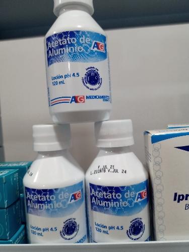 Acetato de aluminio