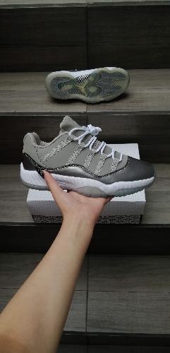 Jordan 11 Cool Grey Loow
