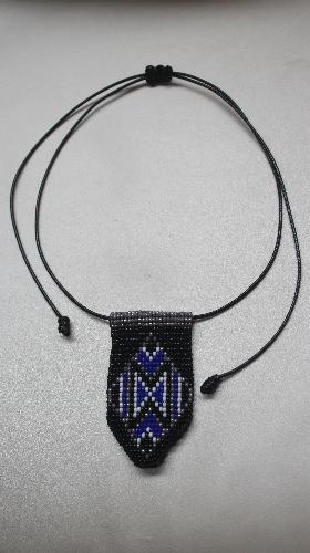 Collar banderín