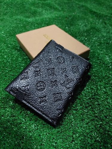 Cartera lv logos troqueleado