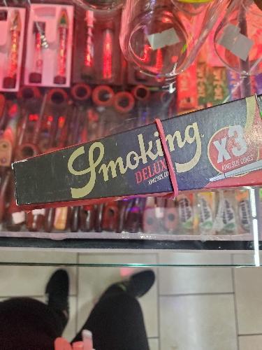  Cono Smoking 