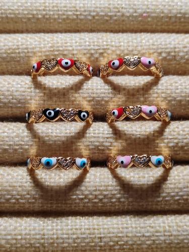 Anillo ojitos en corazón