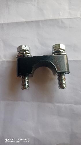 Abrazadera de Volante LEÓN (manubrio)