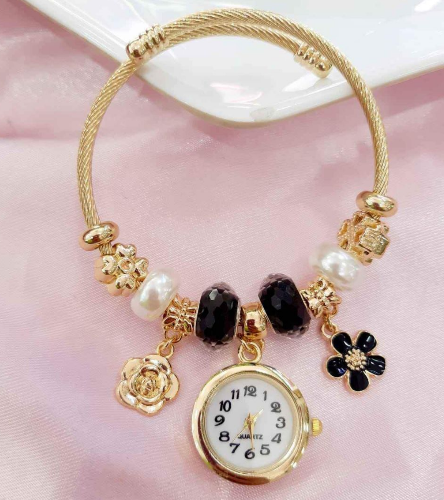 A PANDORA BLANCO Y NEGRO CON RELOJ