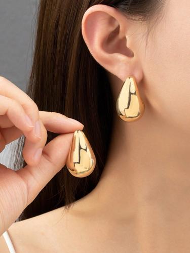 Aretes en forma de Gota 