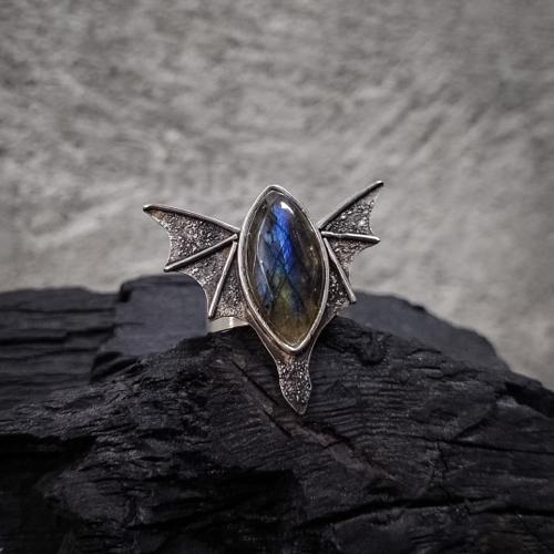 Anillo Bat Wings Labradorita 