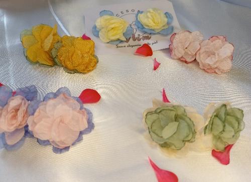 Aretes Flor de Tela 