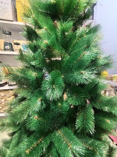 Árbol de navidad 2.10 metros 