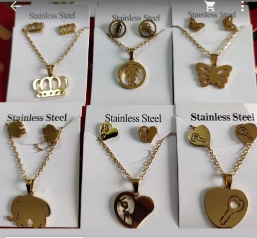Aretes con cadena bolsa 
