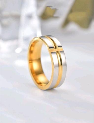 Anillo de acero inoxidable color dorado y plateado
